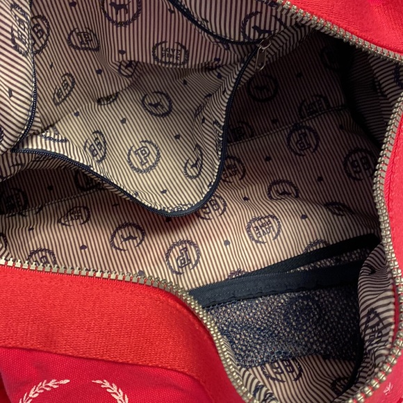 Vs pink duffel - Picture 4 of 4